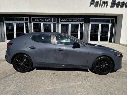 2025 Mazda Mazda3 Carbon Edition