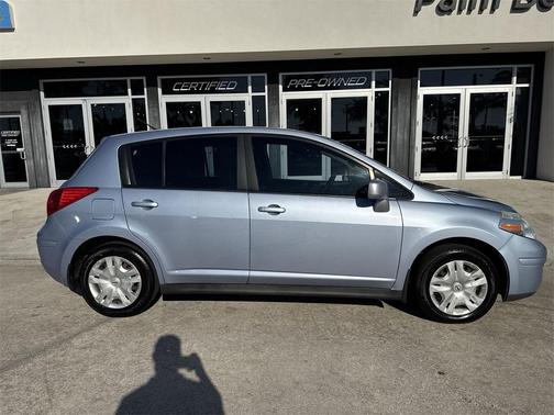 2011 Nissan Versa 1.8 S