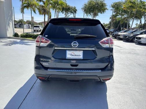 Arctic Blue Metallic 2016 Nissan Rogue S