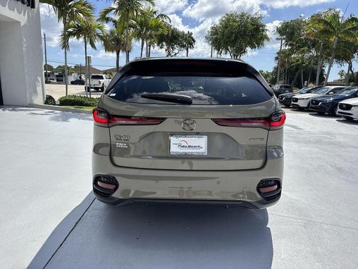 Zircon Sand Metallic 2026 Mazda CX-70 PHEV SC Plus