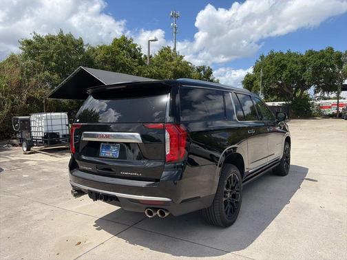 2023 GMC Yukon XL Denali