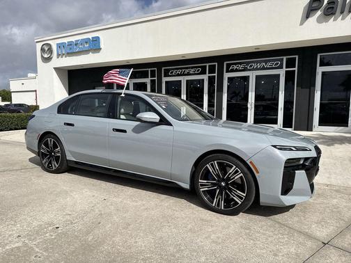 Brooklyn Gray Metallic 2023 BMW 760 760i xDrive