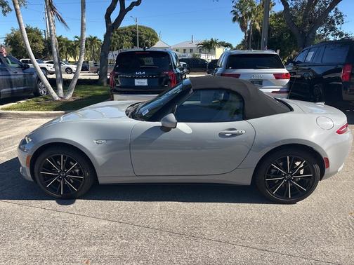 2024 Mazda MX-5 Miata Grand Touring