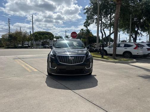 2023 Cadillac XT5 Premium Luxury