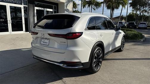 2024 Mazda CX-90 PHEV Premium Plus