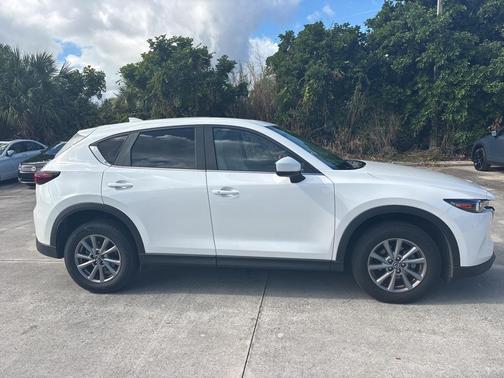 2022 Mazda CX-5 2.5 S Preferred Package