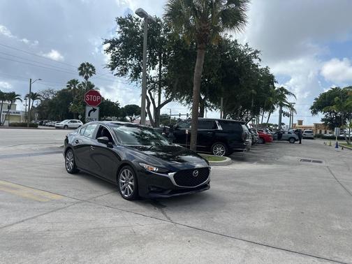 2023 Mazda Mazda3 FWD w/Select Package