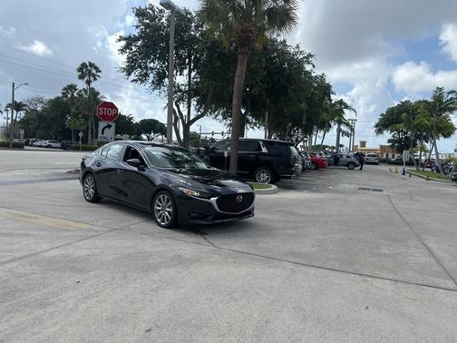 2023 Mazda Mazda3 FWD w/Select Package