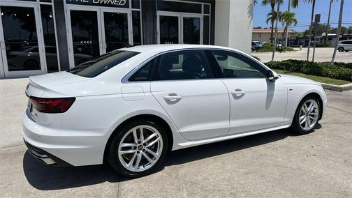 2023 Audi A4 45 S line Premium Plus