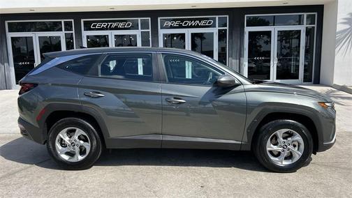 2023 Hyundai TUCSON SE