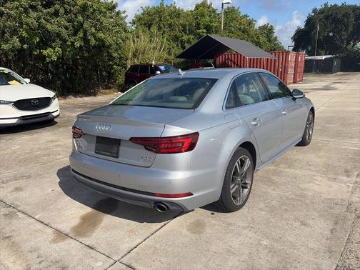 Florett Silver Metallic 2018 Audi A4 2.0T ultra Premium
