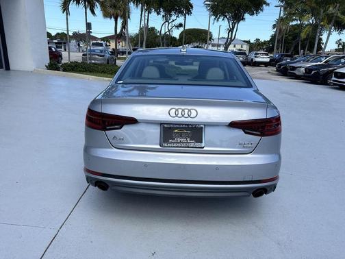 Florett Silver Metallic 2018 Audi A4 2.0T ultra Premium