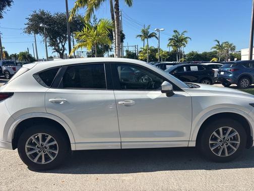 2024 Mazda CX-5 2.5 S Preferred Package