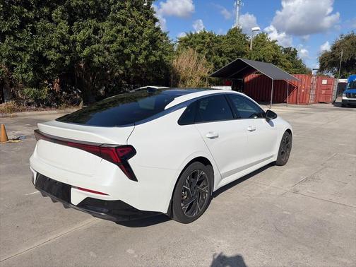 2025 Kia K5 GT-Line