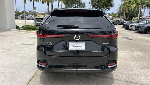 2025 Mazda CX-70 PHEV Premium Plus Package