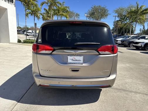 2017 Chrysler Pacifica Limited