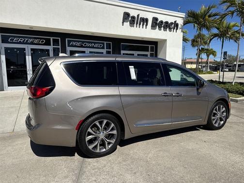 2017 Chrysler Pacifica Limited