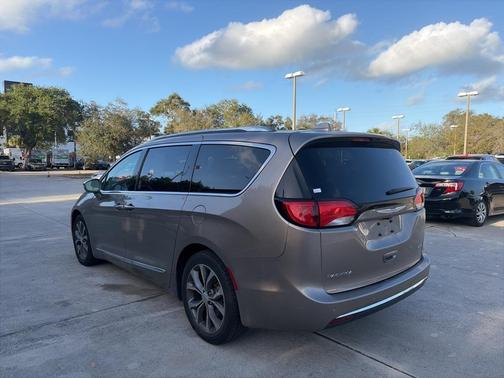 2017 Chrysler Pacifica Limited