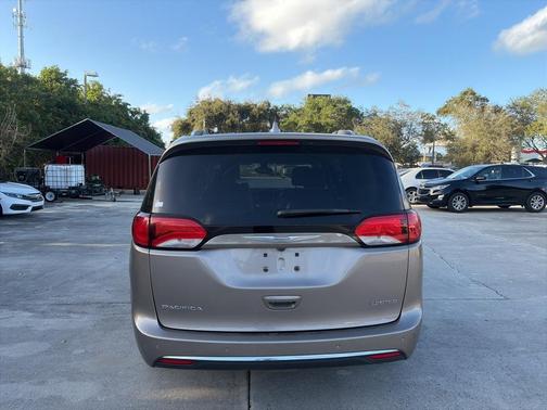 2017 Chrysler Pacifica Limited