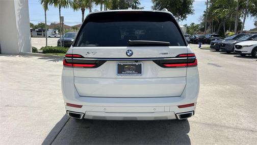 2024 BMW X7 xDrive40i