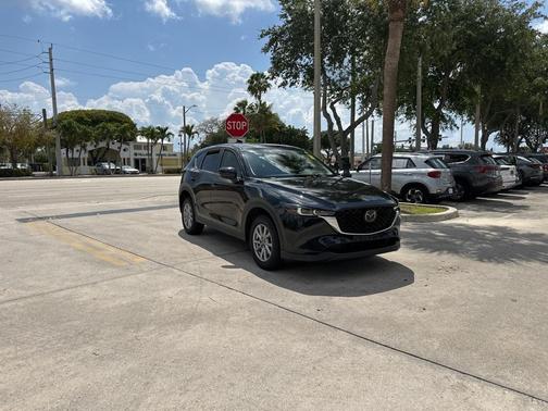 2022 Mazda CX-5 2.5 S Preferred Package