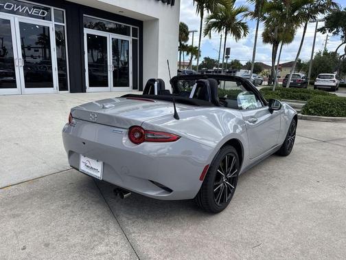 Aero Gray Metallic 2026 Mazda MX-5 Miata Grand Touring