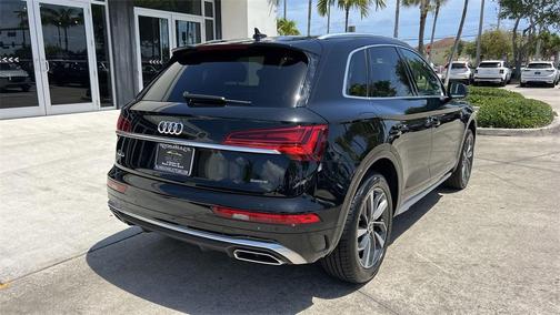 2023 Audi Q5 45 S line Premium Plus