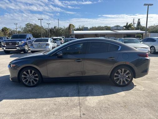 2019 Mazda Mazda3 FWD w/Preferred Package
