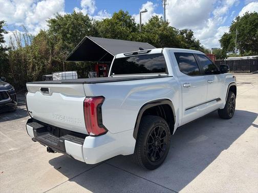 2024 Toyota Tundra Hybrid Platinum