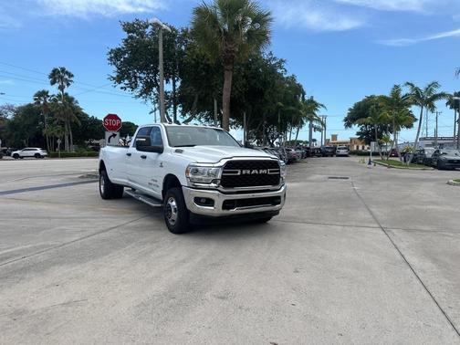 2024 RAM 3500 Big Horn