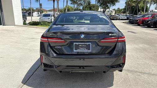 2025 BMW 540 i xDrive