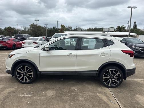 2017 Nissan Rogue Sport SL