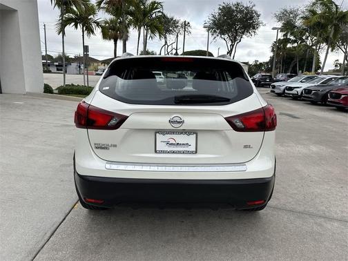 2017 Nissan Rogue Sport SL