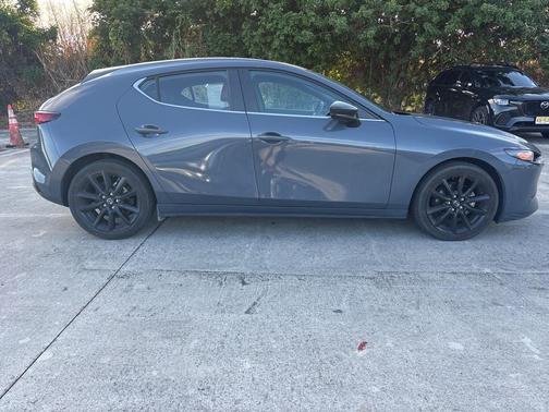 2024 Mazda Mazda3 2.5 S Carbon Edition