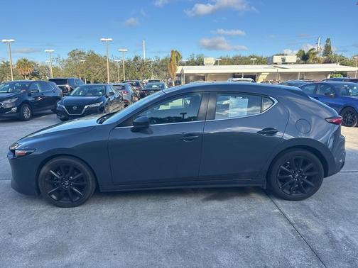 2024 Mazda Mazda3 2.5 S Carbon Edition