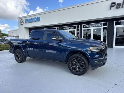 Patriot Blue Pearlcoat 2021 RAM 1500 Limited