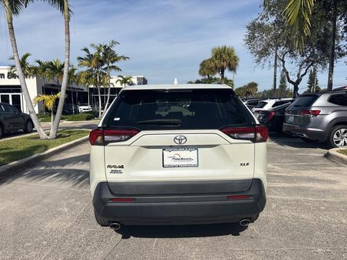 2021 Toyota RAV4 XLE Premium