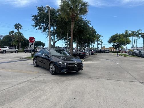 2025 Mercedes-Benz CLA 250 Base 4MATIC
