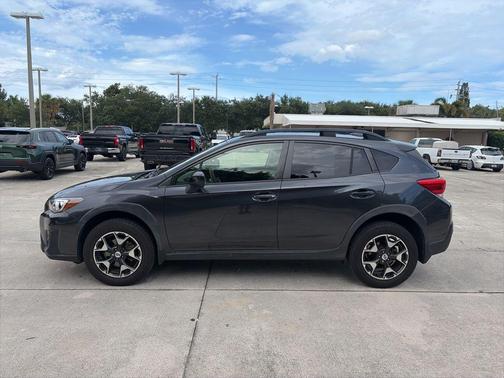 Dark Gray Metallic 2018 Subaru Crosstrek 2.0i Premium