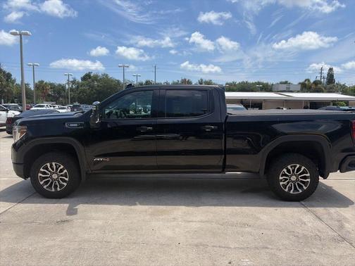 Onyx Black 2021 GMC Sierra 1500 AT4
