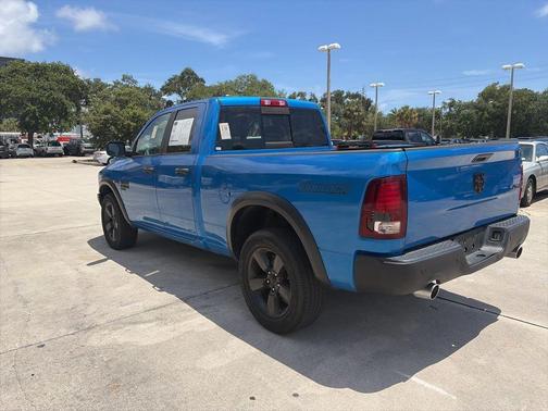 Hydro Blue Pearlcoat 2020 RAM 1500 Classic SLT