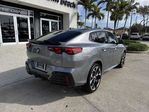 2025 BMW X2 xDrive28i