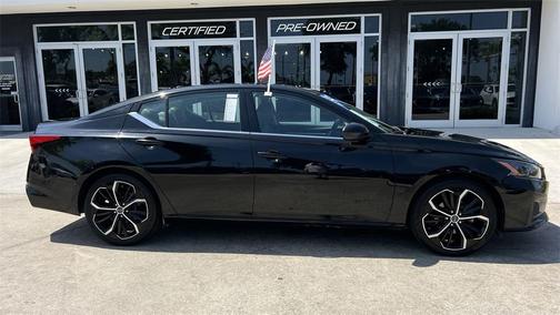 2023 Nissan Altima 2.5 SR