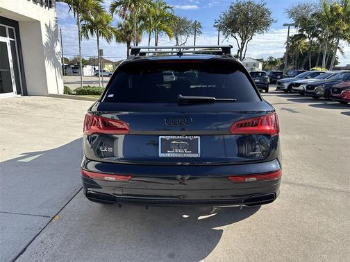2020 Audi Q5 40 Premium Plus