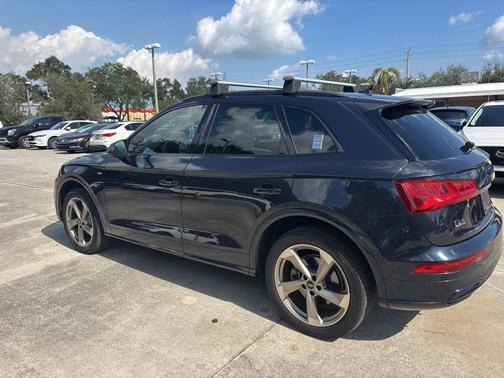 2020 Audi Q5 40 Premium Plus
