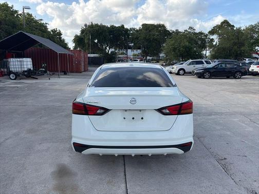 Glacier White 2020 Nissan Altima 2.5 S