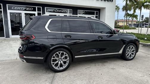 2023 BMW X7 xDrive40i