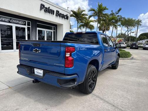 2022 Chevrolet Silverado 1500 Custom