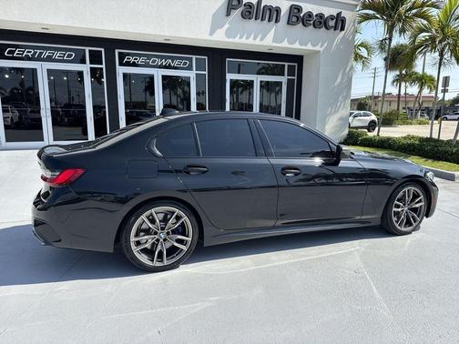 Black Sapphire Metallic 2021 BMW M340 i