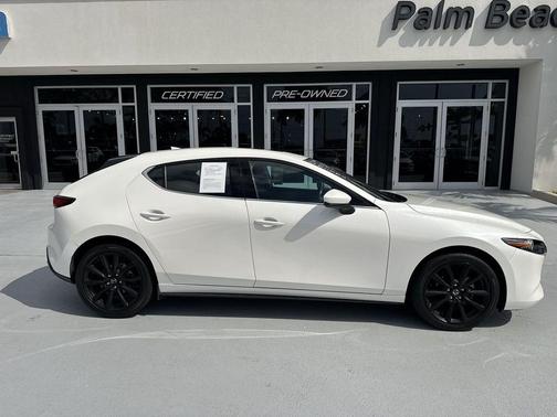 Snowflake White Pearl 2024 Mazda Mazda3 FWD w/Premium Package
